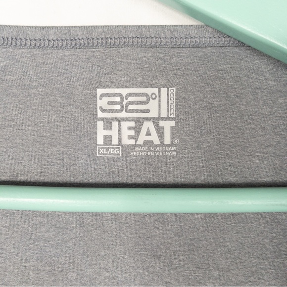 32 Degrees Cozy Heat Long Sleeve Gray Women's Top - Picture 2 of 3